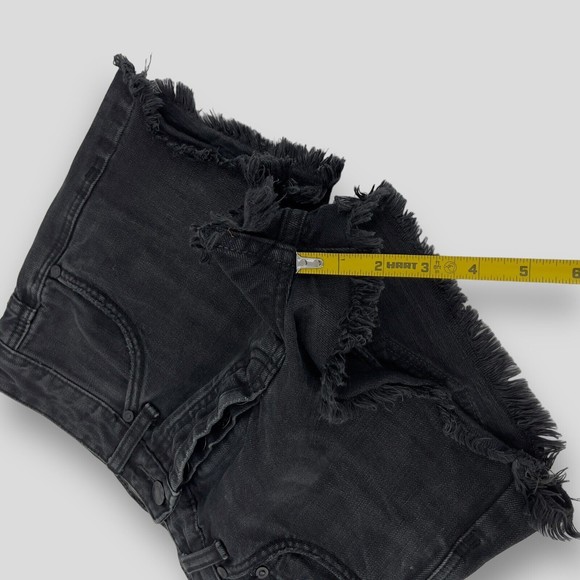 Free People Womens Black Denim Jean Cutoff Shorts Distressed Size 25 Button Fly - Picture 13 of 13